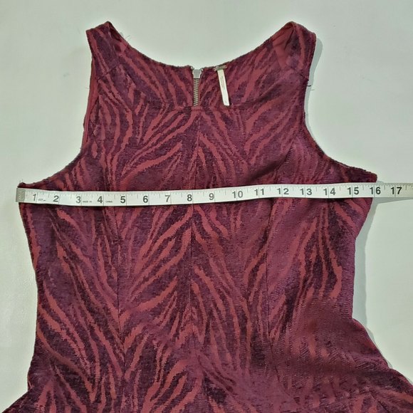 Free People Chenille Zebra Print Dress Size 0 Burgundy Red Drop Waist - Picture 6 of 8